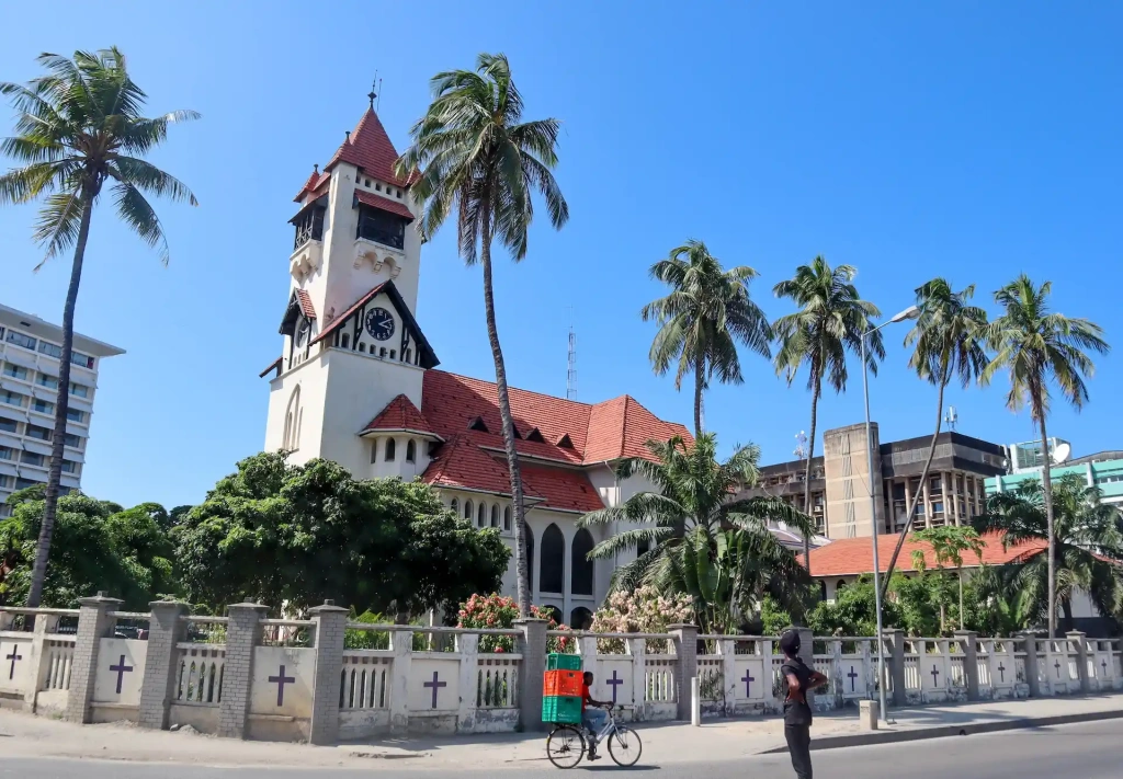 Kariakoo Market Guide For Tourists: Complete